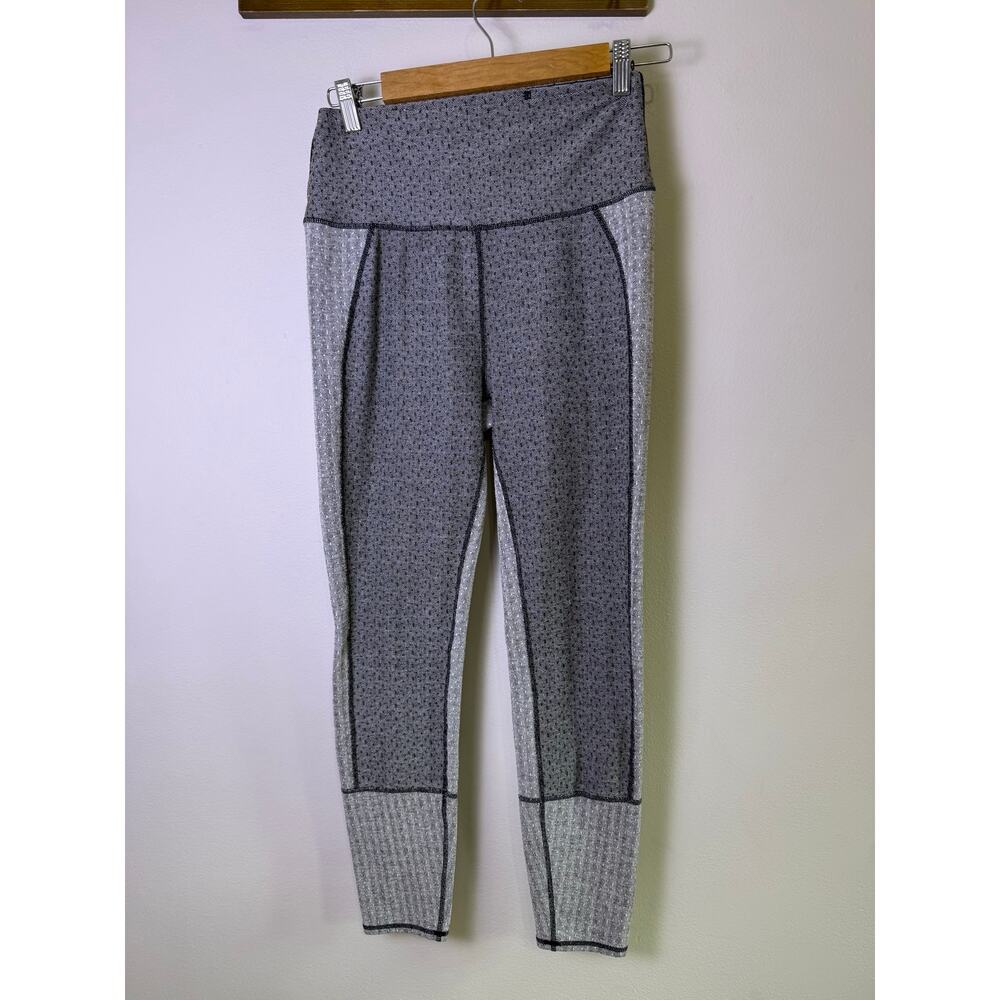 Free People Movement Gray Textured High Rise  Leggings Women’s Medium - Picture 4 of 5